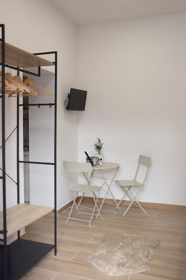 U Cuttigghiu Apartment คาตาเนีย ภายนอก รูปภาพ